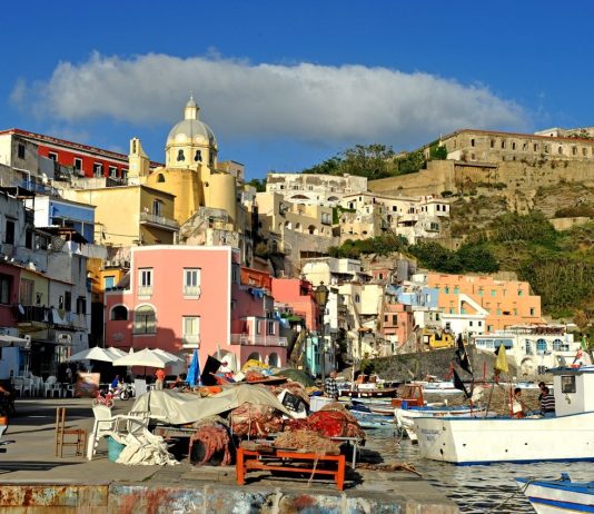 Procida Capitale della Cultura 2022: il programma, tra mostre e sostenibilità