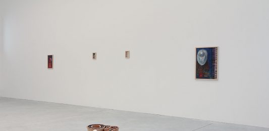 Pitture di Zavattini, sculture di Tedesco: opere in dialogo da Kappa-Noun Opere di Cesare Zavattini e Marcello Tedesco