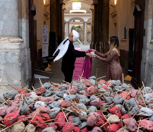 Lavorare con Bios Vincent: tanto scenografi quanto attori di momenti partecipativi