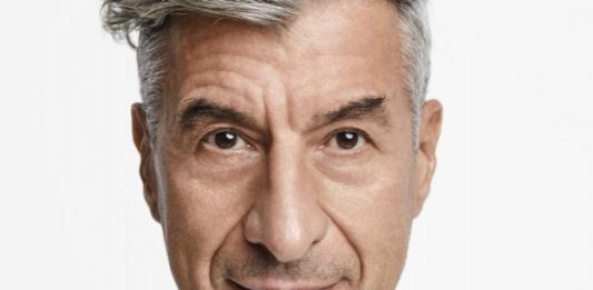 INDEX: in un volume inedito, le 130 conversazioni di Maurizio Cattelan