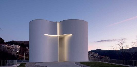 La chiesa di Santa Maria Goretti a Mormanno firmata Mario Cucinella