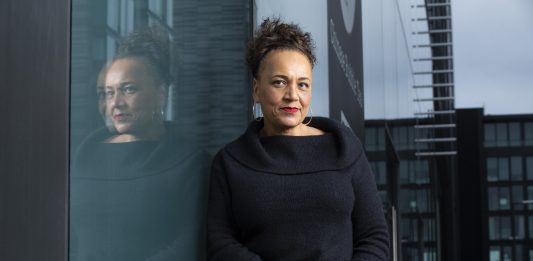 Lesley Lokko nominata curatrice della Biennale di Architettura 2023