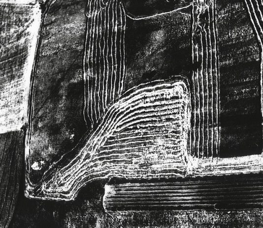 Giacomelli e Burri: bianchi e neri assoluti, al MAXXI