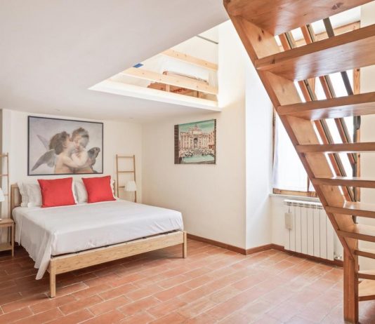 Post-turismo e arte contemporanea, in tre Bed & Breakfast nel centro di Roma mostra post-turismo a roma