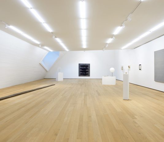 ‘Things/Thoughts’: il nuovo allestimento della collezione di Fondazione Dalle Nogare, Bolzano