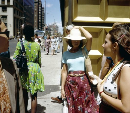 Gli scatti di Joel Meyerowitz in mostra a Milano © Joel Meyerowitz, New York city, 1974