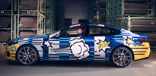 Jeff Koons x BMW. 99 esemplari per un’edizione speciale della Serie 8 Gran Coupé
