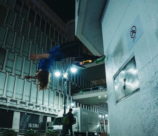 Otto giovani creativi e un po’ pirati per la nuova campagna di ETRO