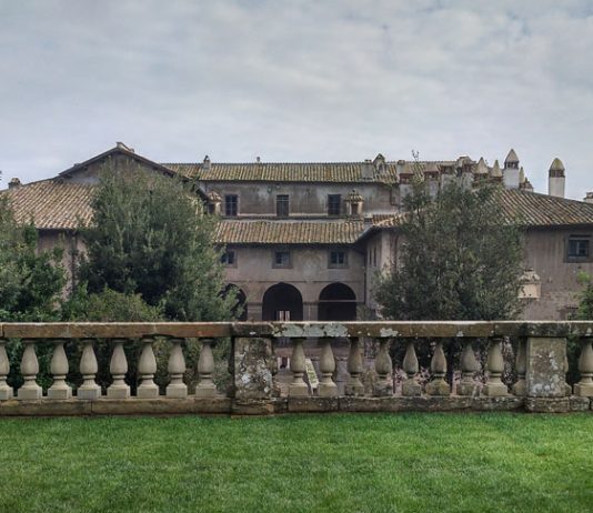 Dove sono le statue di Palazzo Giustiniani Odescalchi? L’interrogazione al Ministro