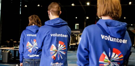 Volontariato: fare un passo indietro e rispettarne la dignità