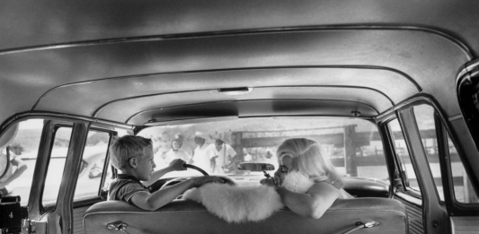 Magnum Photos compie 75 anni e festeggia con 70 scatti d’autore USA. American actress Marilyn MONROE on the set of “The Misfits”, directed by John HUSTON. 1960.