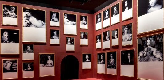 La moda di Dior entra nell’Era Successiva, attraverso gli sguardi femminili