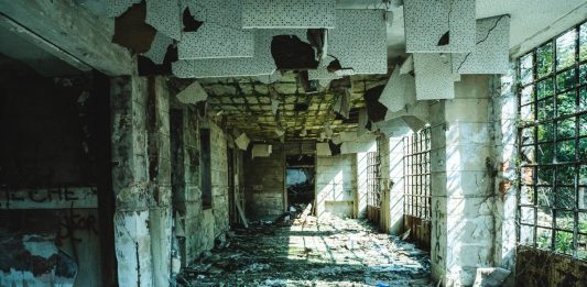 Della luce fuori dalla tenebra: il bando CARIPLO per la “Bellezza Ritrovata”