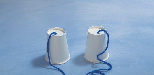 Otto poster d’artista per 150mila parole: il progetto UTOPIA di Treccani Arte