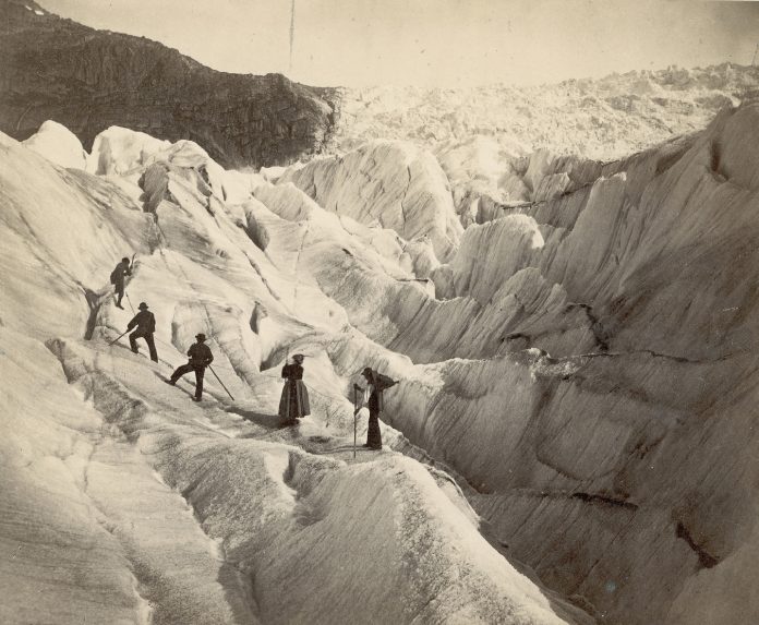 Adolphe Braun, Il ghiacciaio del Rodano, 1864, Albumina. ETH-Bibliothek Zürich, Bildarchiv