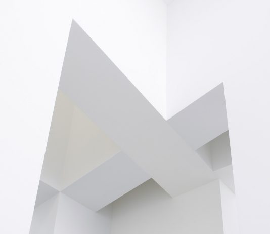 Zoom Biennale #8: Padiglioni nazionali in crisi d’identità