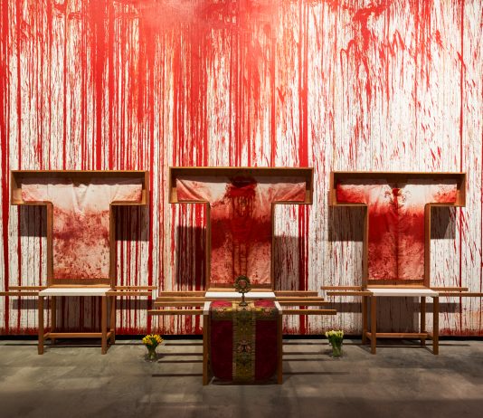 La 20 malaktion di Hermann Nitsch per la prima volta in Italia, a Venezia