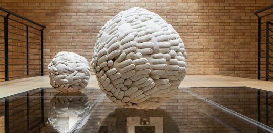 ‘Passaggi di stato’: Paola Pezzi a Gaggenau DesignElementi, Milano