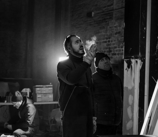 Nella tragedia c’è l’Europa di domani: intervista pre-biennale a Gian Maria Tosatti