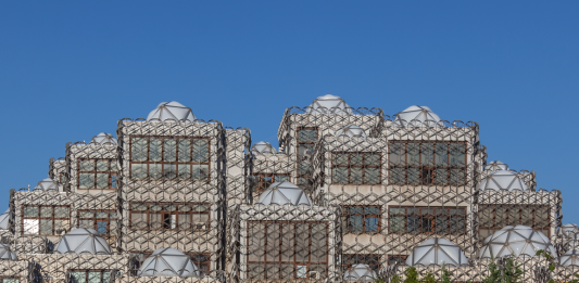 Manifesta 14, 77 autori, quattro pilastri: il programma di 100 giorni a Pristina