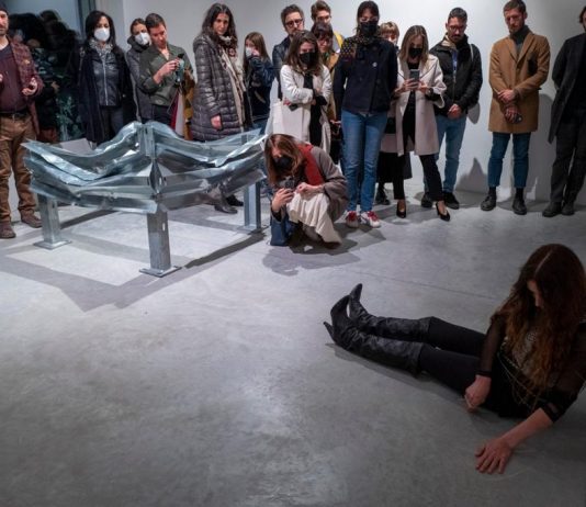 Un NO scritto col sangue: Loredana Longo da Pantaleone, a Milano Loredana Longo da Pantaleone