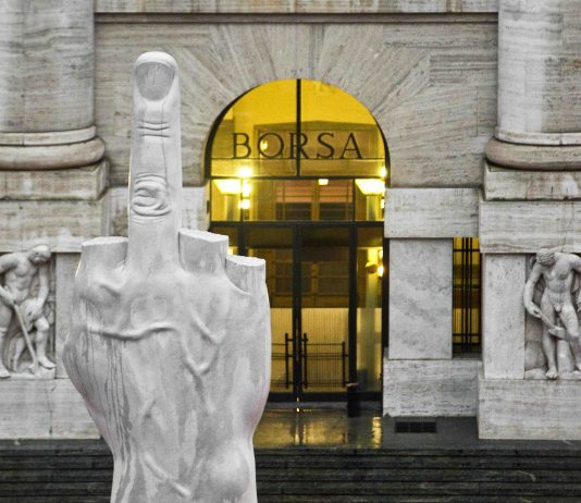 La Borsa (forse) perde il posto: Palazzo Mezzanotte va all’asta