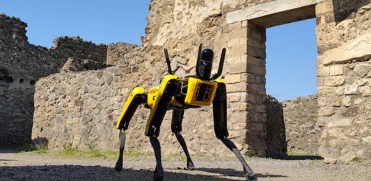 Cave SPOT: un cane robot si aggira tra le domus dell’antica Pompei