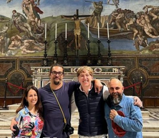 Jason Momoa chiede scusa all’Italia per la sua foto ai Musei Vaticani