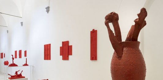 Una splendente, feroce Pelle Rossa: Jean-Loup Champion a Napoli