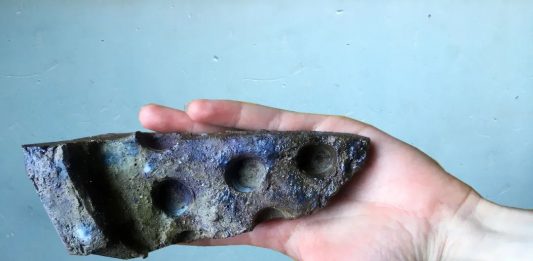 Pani e pietre, i doni di Jumana Manna all’Acquedotto Augusteo