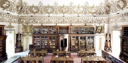 Corsi, ricorsi storici e speranze della Biblioteca Nazionale di Napoli