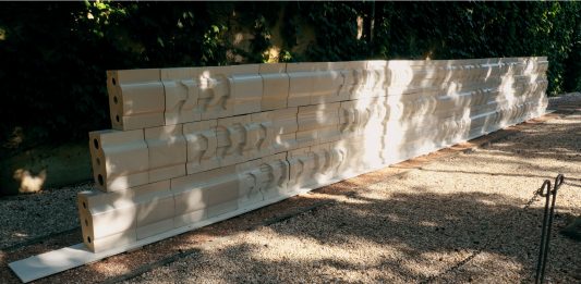 ‘Forme della memoria e dello spazio’: Nino Caruso al MIC di Faenza