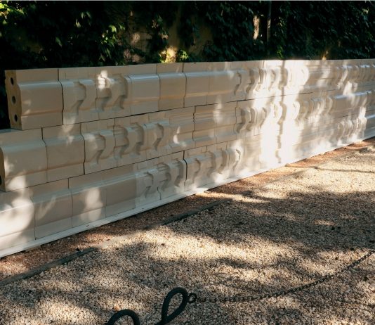 ‘Forme della memoria e dello spazio’: Nino Caruso al MIC di Faenza