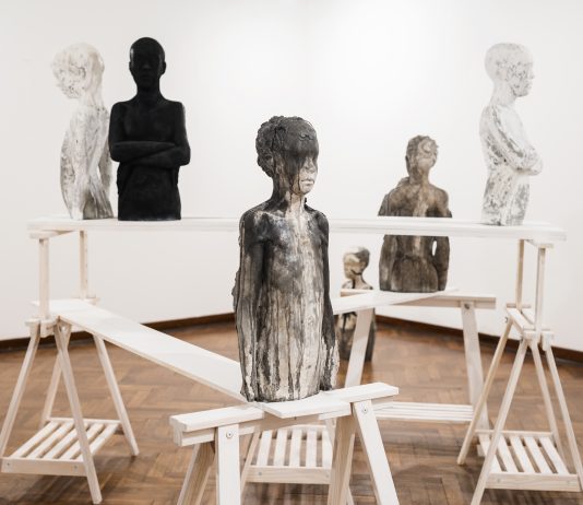 La sospensione della scultura: intervista a Paolo Migliazza opere di paolo migliazza