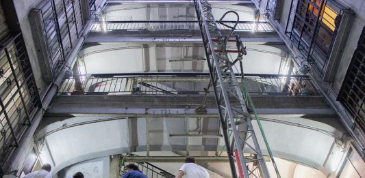 Un condominio prezioso: tre nuove installazioni per Quartiere Latino