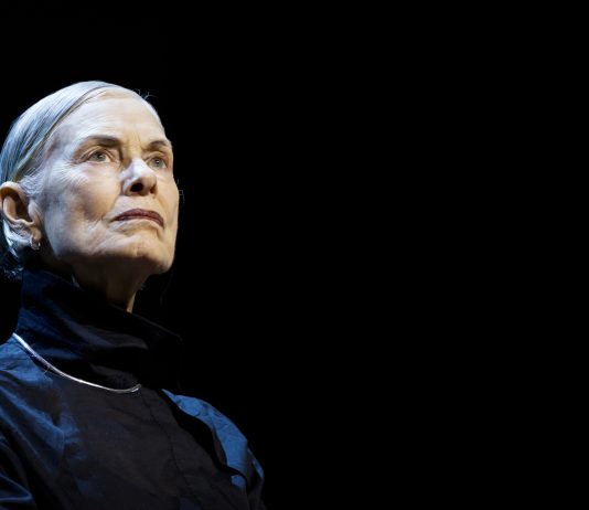 La strada della danza parte dalla rivoluzione: intervista a Lucinda Childs