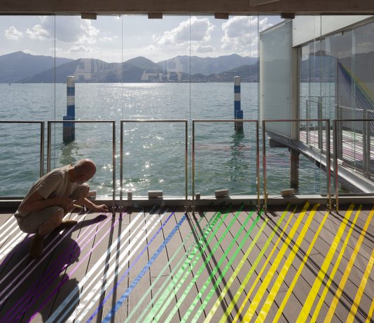 Le meridiane di Stefano Arienti in riva al Lago d’Iseo, da Mirad’Or Stefano Arienti, Meridiana, Mirad'Or, 2022, Pisogne