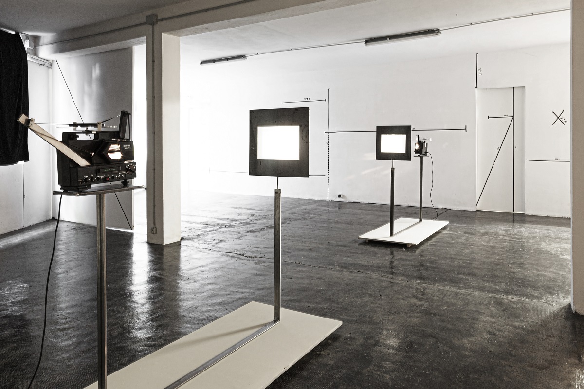 5.Yara Piras, FRAME – Misurare per immagine, Tufano Studio, Milano, 2022, installation view. Courtesy dell’artista 