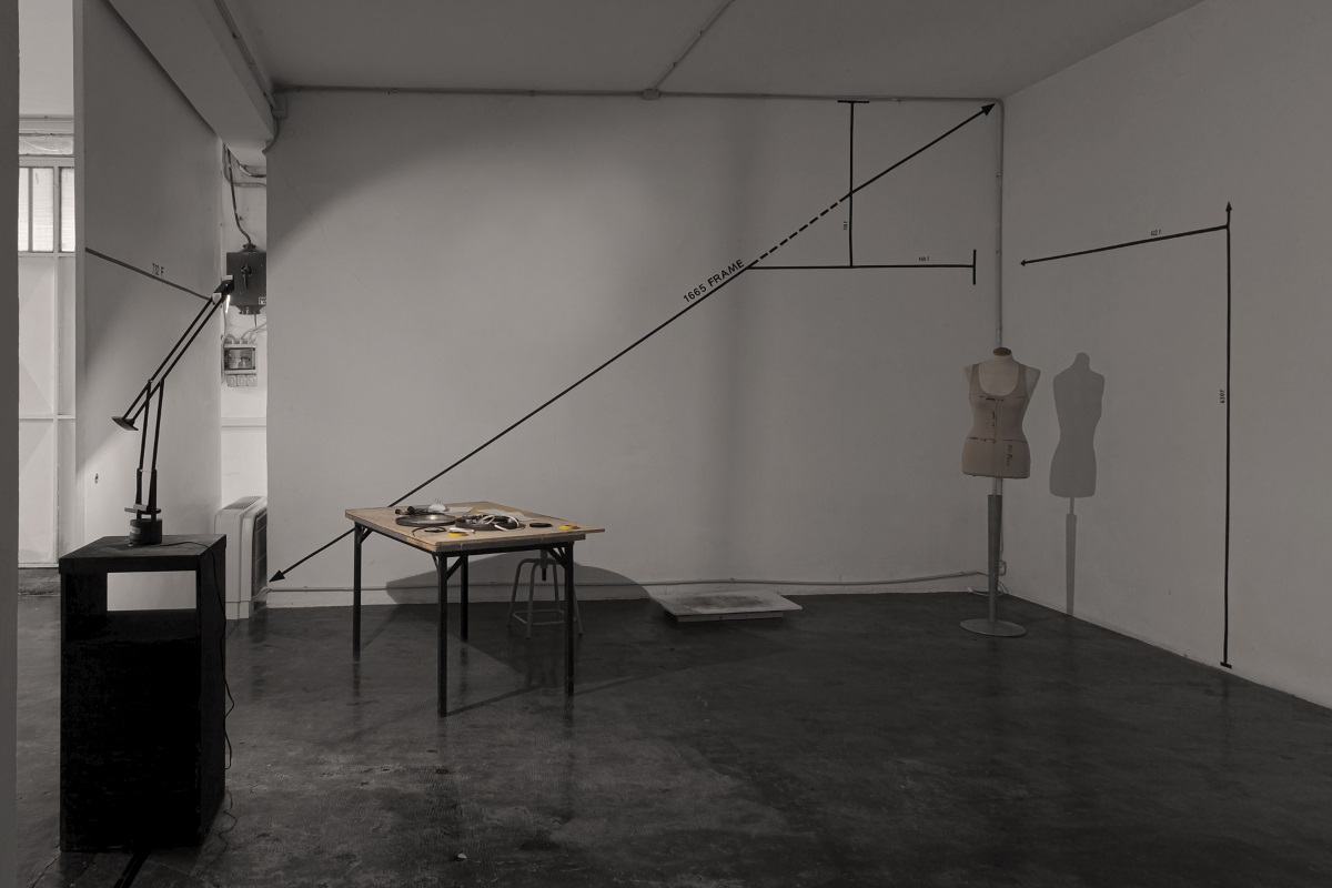 6.Yara Piras, FRAME – Misurare per immagine, Tufano Studio, Milano, 2022, installation view. Courtesy dell’artista