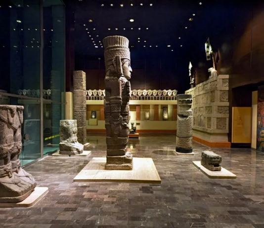 L’Italia restituisce al Messico 30 reperti archeologici ritrovati dai Carabinieri