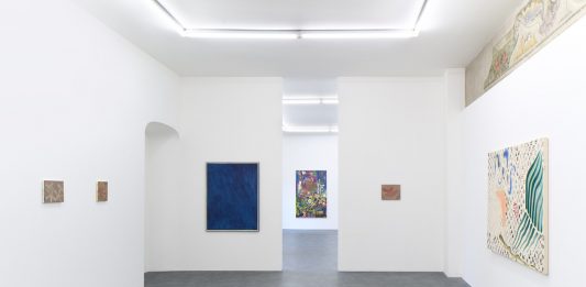 Dog in the Window: Merve Iseri, Miguel Marina, Tiziano Martini, Marta Ravasi e Russell Tyler da A+B Gallery a Brescia Dog in the Window, exhibition view, AplusB gallery. Brescia. ph Petrò_Gilberti