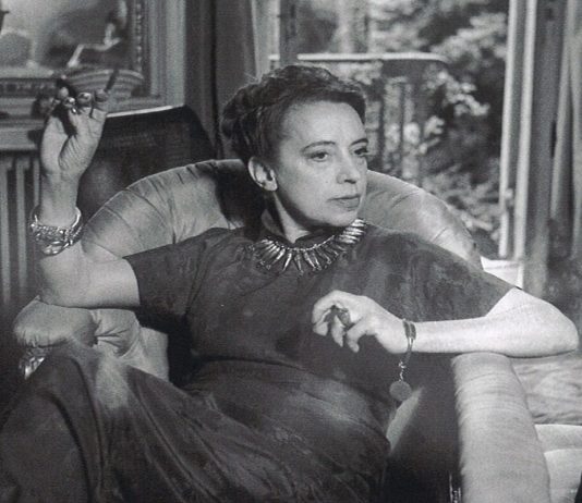 A Parigi la prima mostra dedicata a Elsa Schiaparelli