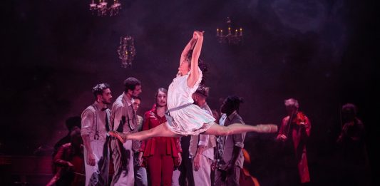 La follia di Mourad Merzouki a Parma, tra hip hop e musica barocca