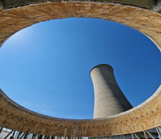 La moda sfila alla centrale geotermoelettrica: l’esperienza di “Woman Love Body”