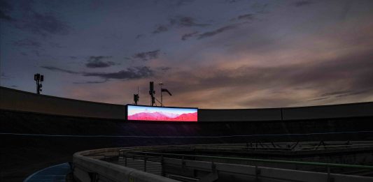 TRAMONTO SULLA PISTA 500. LA PINACOTECA AGNELLI E LA PISTA 500 SONO APERTE DAL MARTEDÌ ALLA DOMENICA, DALLE ORE 11 ALLE ORE 21