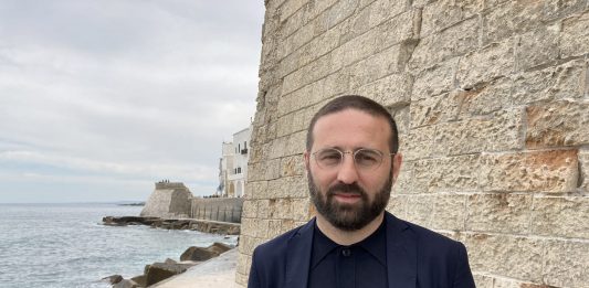 Vincenzo De Bellis nominato direttore delle quattro fiere di Art Basel Vincenzo de Bellis art basel