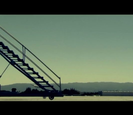 Adrian Paci vince il premio Metamorphosis al Villae Film Festival opera di adrian paci vincitrice del premio metamorphosis