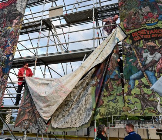 Documenta 15 antisemita? Se ne discute in Parlamento