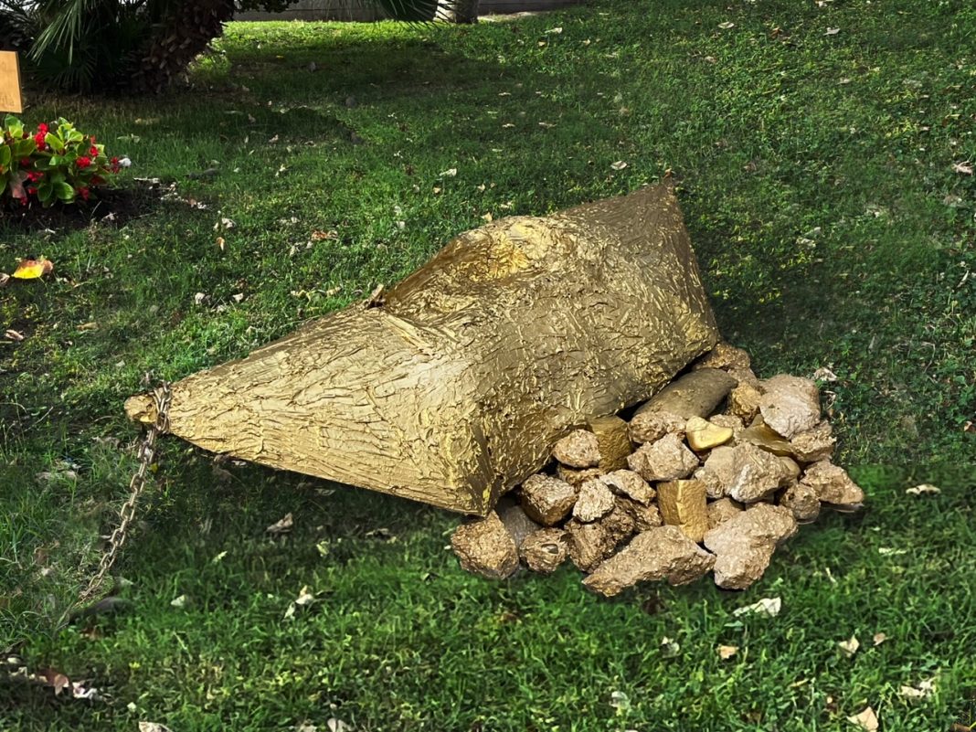 Claudio de Paolis – El Doradohttps://www.exibart.com/repository/media/2022/08/0bb1e4d2-9275-4f6d-bcfd-212ac84c8d9d-1068x801.jpg