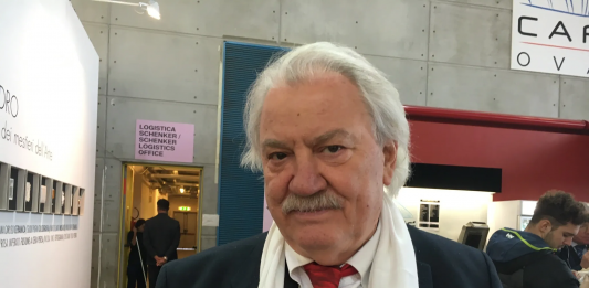 Addio a Claudio Poleschi: morto lo storico gallerista, fondatore di Art Share claudio poleschi